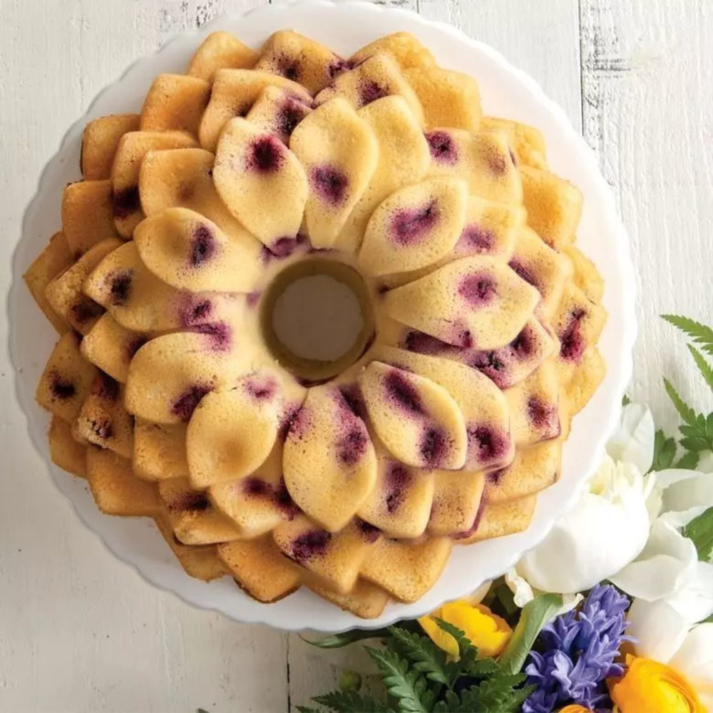 Nordic Ware Blossom Bundt Pan Nordic Ware Blossom Bundt Pan