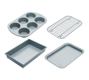 Chicago Metallic 4-piece baking tin set Chicago Metallic 4-piece baking tin set