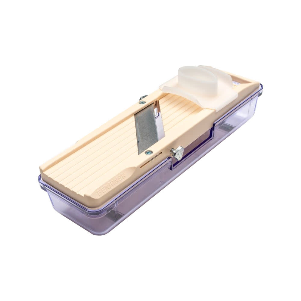 Benriner Mandoline 64mm with collection tray Benriner Mandoline 64mm with collection tray