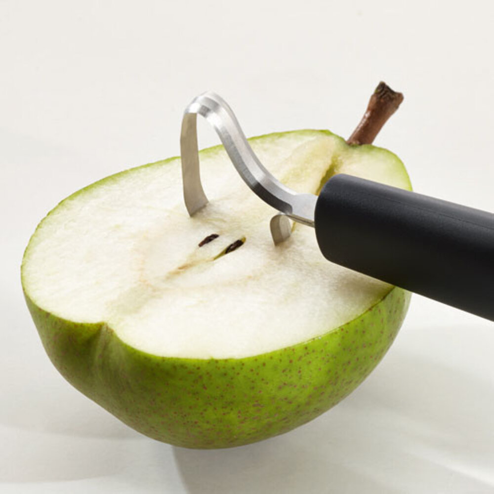 Fruit and vegetable corer