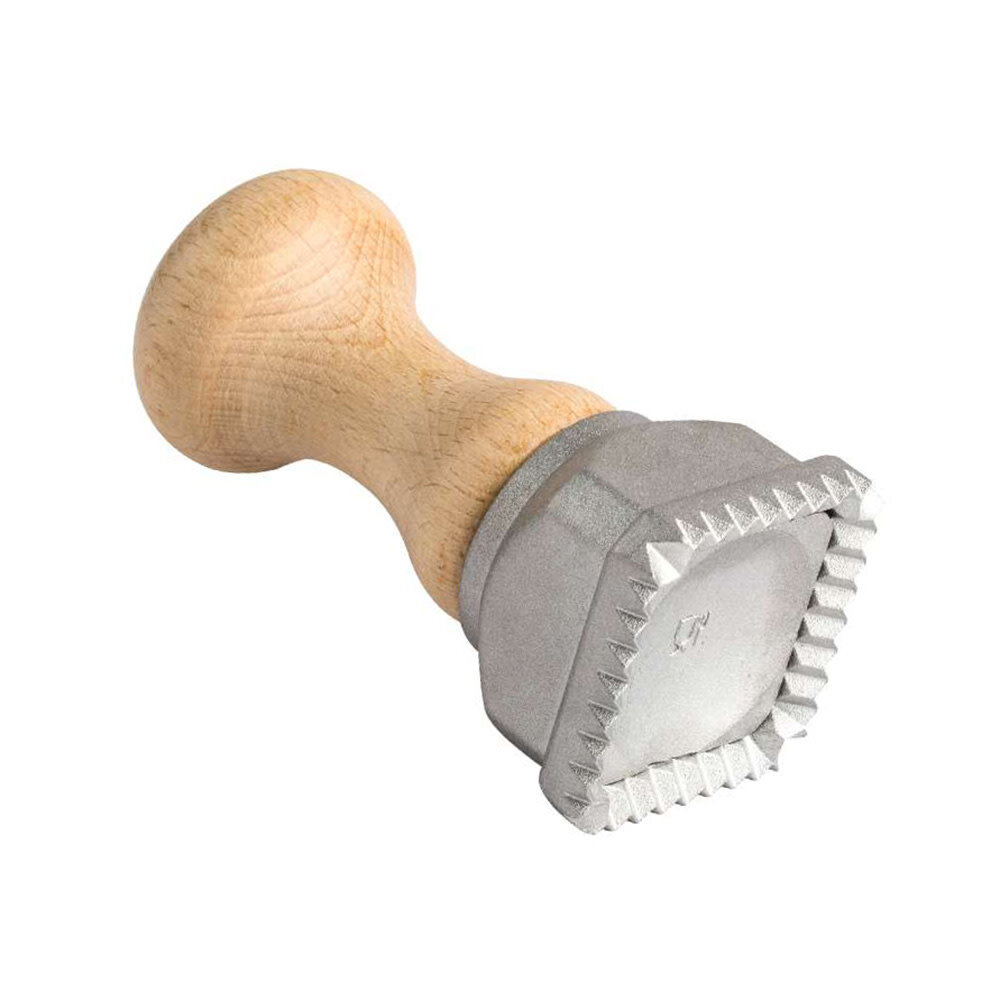 Eppicotispai 45mm square ravioli stamp with spring