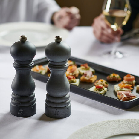Peugeot Graphite Light 18cm pepper & salt mill gift set