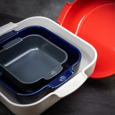 Peugeot Appolia rectangular ceramic oven dish 32cm Bleu