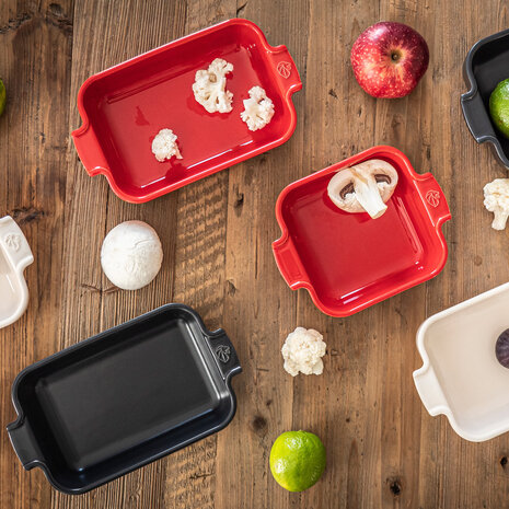 Peugeot Appolia rechthoekige keramische ovenschaal 22cm Rouge Peugeot Appolia rechthoekige keramische ovenschaal 22cm Rouge