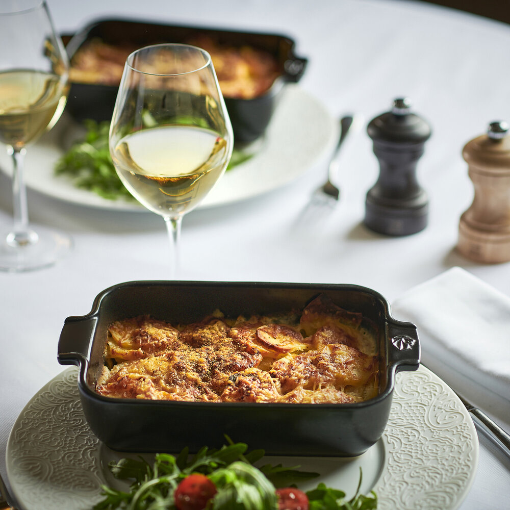 Peugeot Appolia rechthoekige keramische ovenschaal 22cm Noir Satin Peugeot Appolia rechthoekige keramische ovenschaal 22cm Noir Satin