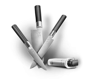 Kai Wasabi Black set with sharpener Kai Wasabi Black set with sharpener