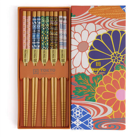Tokyo Design Studio 5 sets eetstokjes Orange Flower in geschenkverpakking Tokyo Design Studio 5 sets eetstokjes Orange Flower in geschenkverpakking