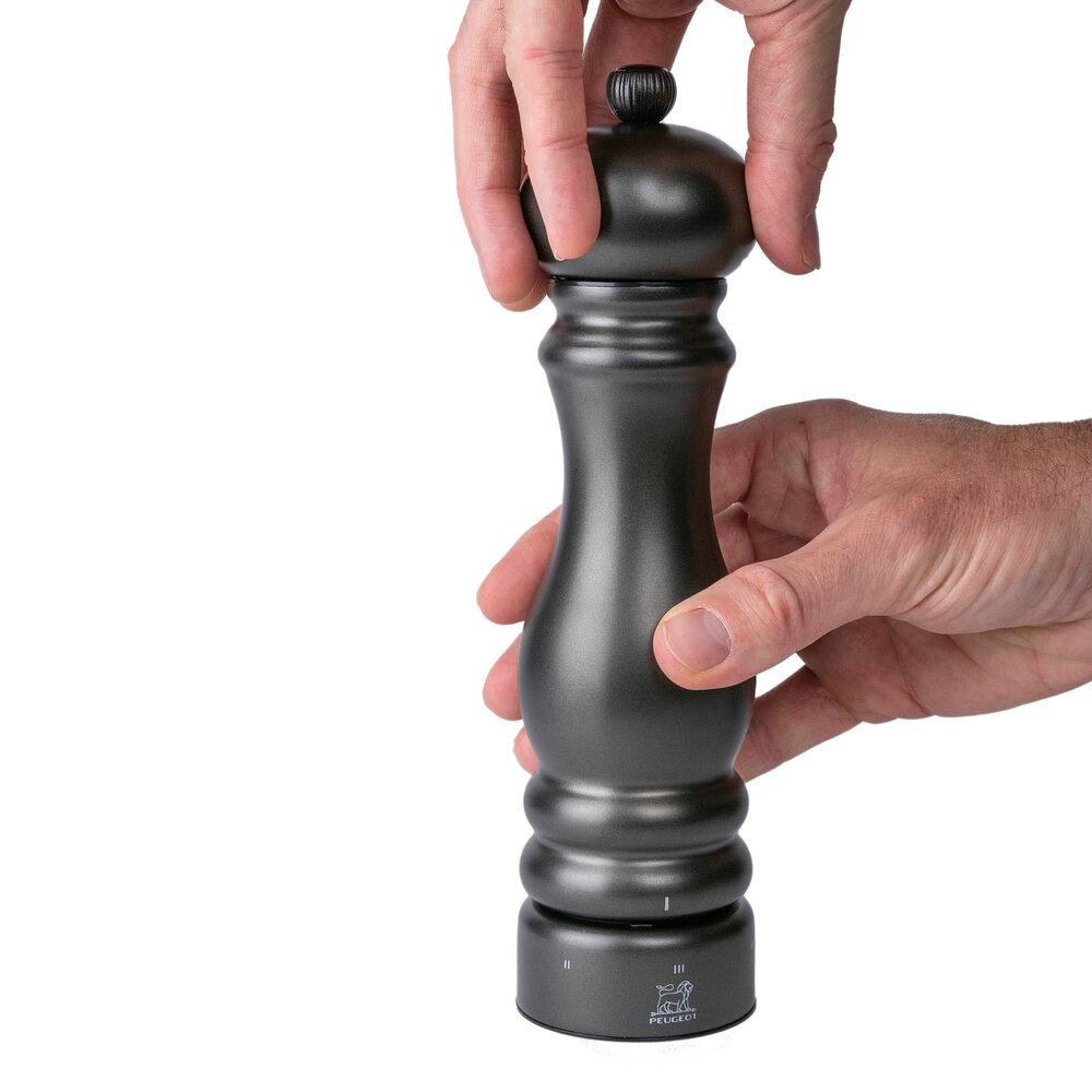 Peugeot Paris Chef Carbone peppermill 22cm U-select Peugeot Paris Chef Carbone peppermill 22cm U-select