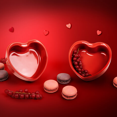 Peugeot 2 heart shaped ceramic oven dishes 11cm