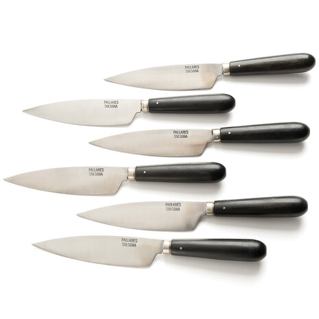Pallares Solsona 6 carbonstalen tafelmessen / steakmessen 13cm met ebbenhouten heft Pallares Solsona 6 carbonstalen tafelmessen / steakmessen 13cm met ebbenhouten heft