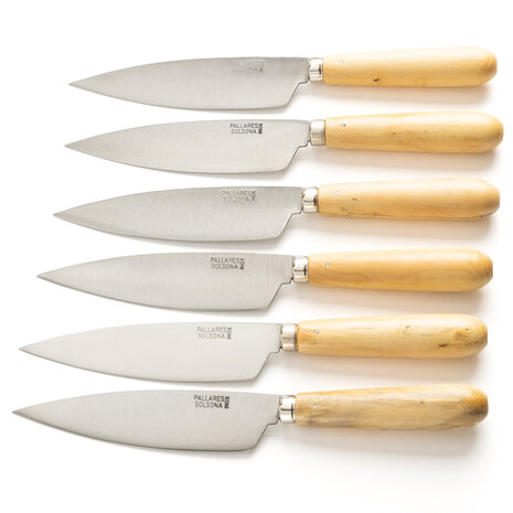 Pallares Solsona 6 RVS tafelmessen / steakmessen 13cm met palmhouten heft Pallares Solsona 6 RVS tafelmessen / steakmessen 13cm met palmhouten heft