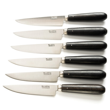 Pallares Solsona 6 stainless steel table knives / steak knives 12cm with ebony handle Pallares Solsona 6 stainless steel table knives / steak knives 12cm with ebony handle