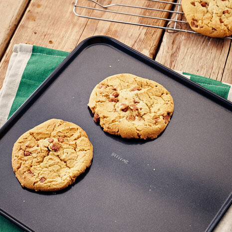 Baking tray 32x32x2cm