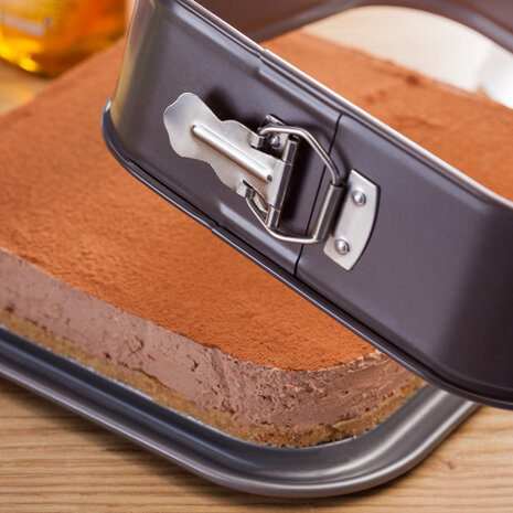 Judge Square springform pan 23cm