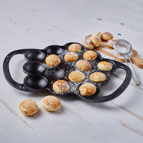 Victoria Enameled cast iron poffertjespan