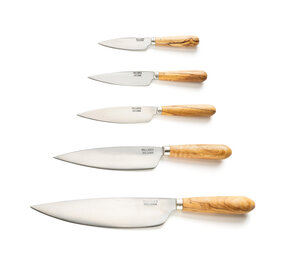 Pallares Solsona 5 carbon steel knives with olivewood handles