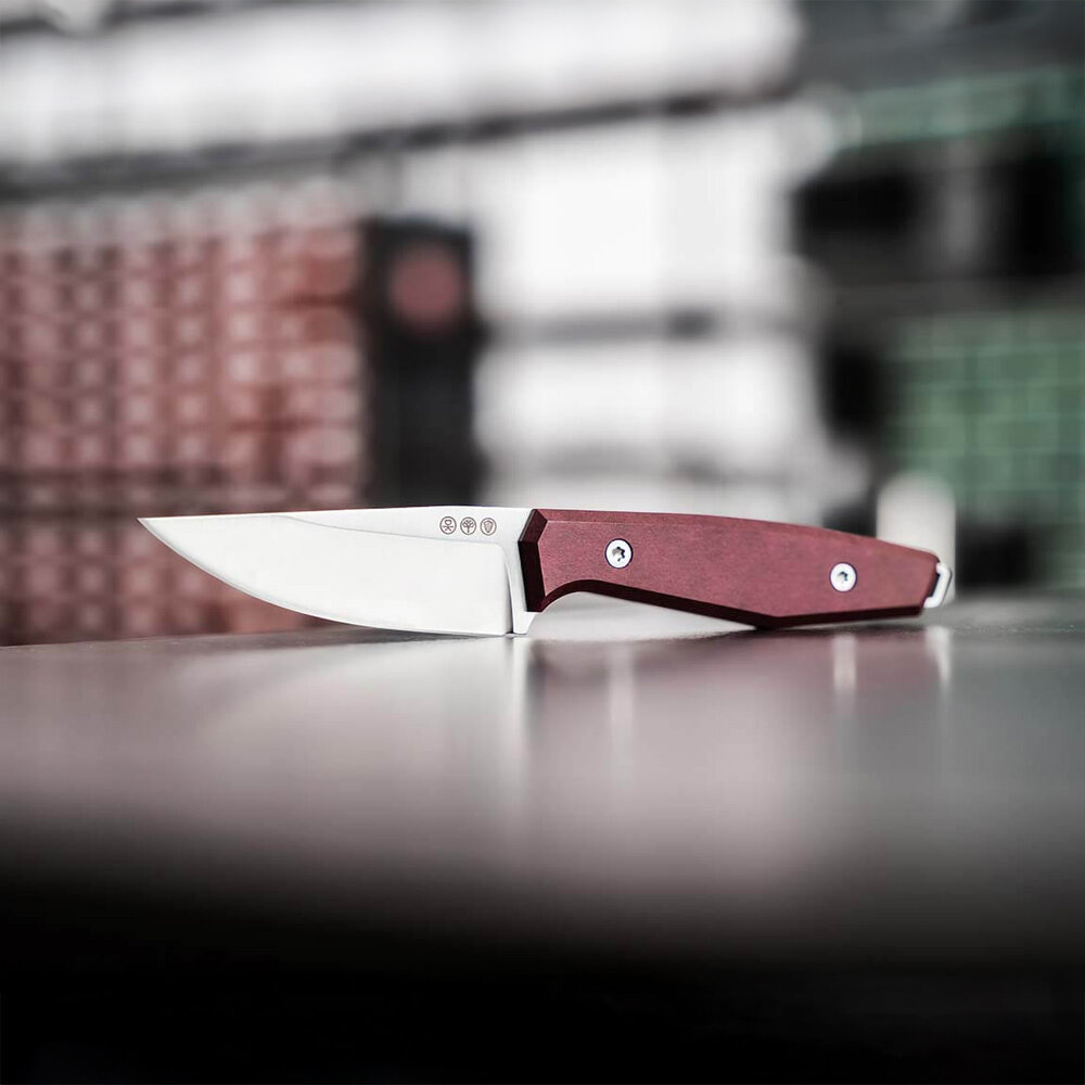 Böker Daily Knives AK1 Droppoint Richlite Redstone Böker Daily Knives AK1 Droppoint Richlite Redstone