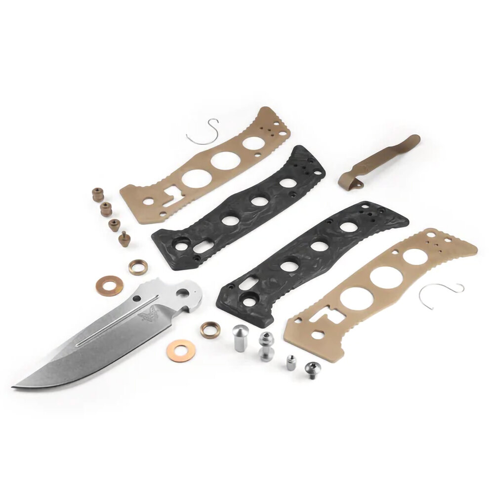 Benchmade Mini Adamas® | Marbled Carbon Fiber | Drop-point