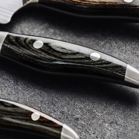 Kai Shun Nagare chef's knife 20cm