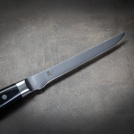 Yaxell RAN flexible filleting knife 16cm