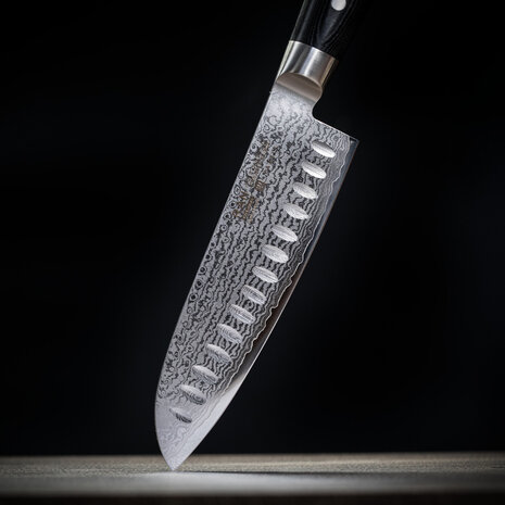 Yaxell RAN santoku 20cm ground hollow