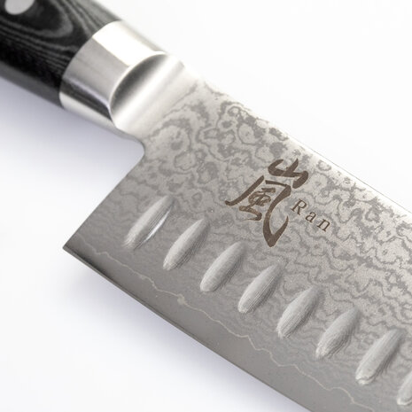 Yaxell RAN gyuto 20cm met kuiltjes