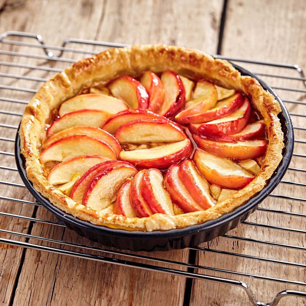 Fluted loose base flan tin 20cm