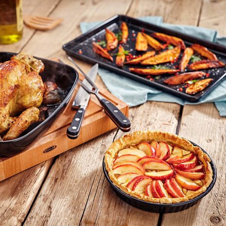 Fluted loose base flan tin 20cm