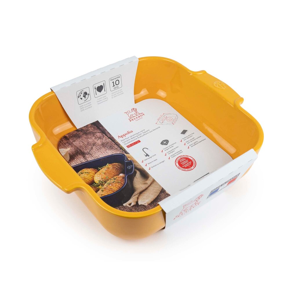 Peugeot Appolia Ceramic square oven pan 28cm Jaune Safran Peugeot Appolia Ceramic square oven pan 28cm Jaune Safran