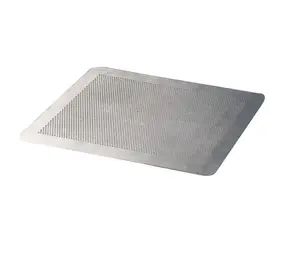 Patis Decor Geperforeerde aluminium bakplaat, 40x30 cm, zonder rand Patis Decor Geperforeerde aluminium bakplaat, 40x30 cm, zonder rand