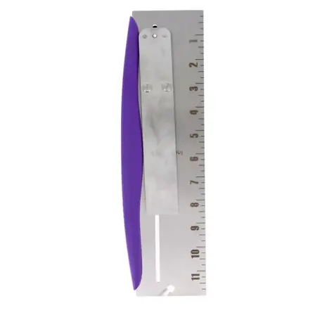 Patis Decor Ganache smoother with adjustable stainless steel blade for sharp cake edges