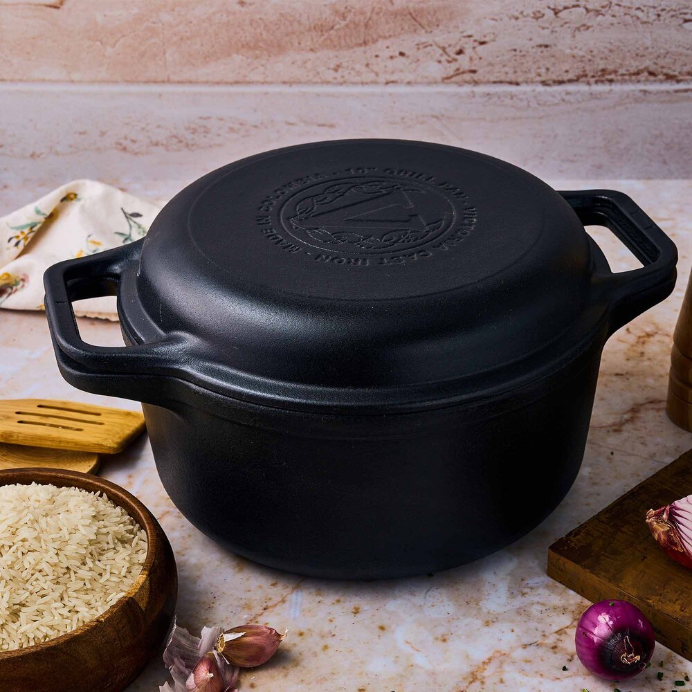 Victoria 2-piece cast iron combo cooker: 5.7 L dutch oven and grill-ridged skillet lid
