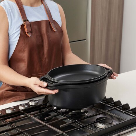 Victoria Enameled cast iron oval dutch oven combo, bread baker and skillet lid, 5.7 L