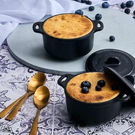 Victoria Gietijzeren mini-cocotte voor een persoon, van oven tot tafel