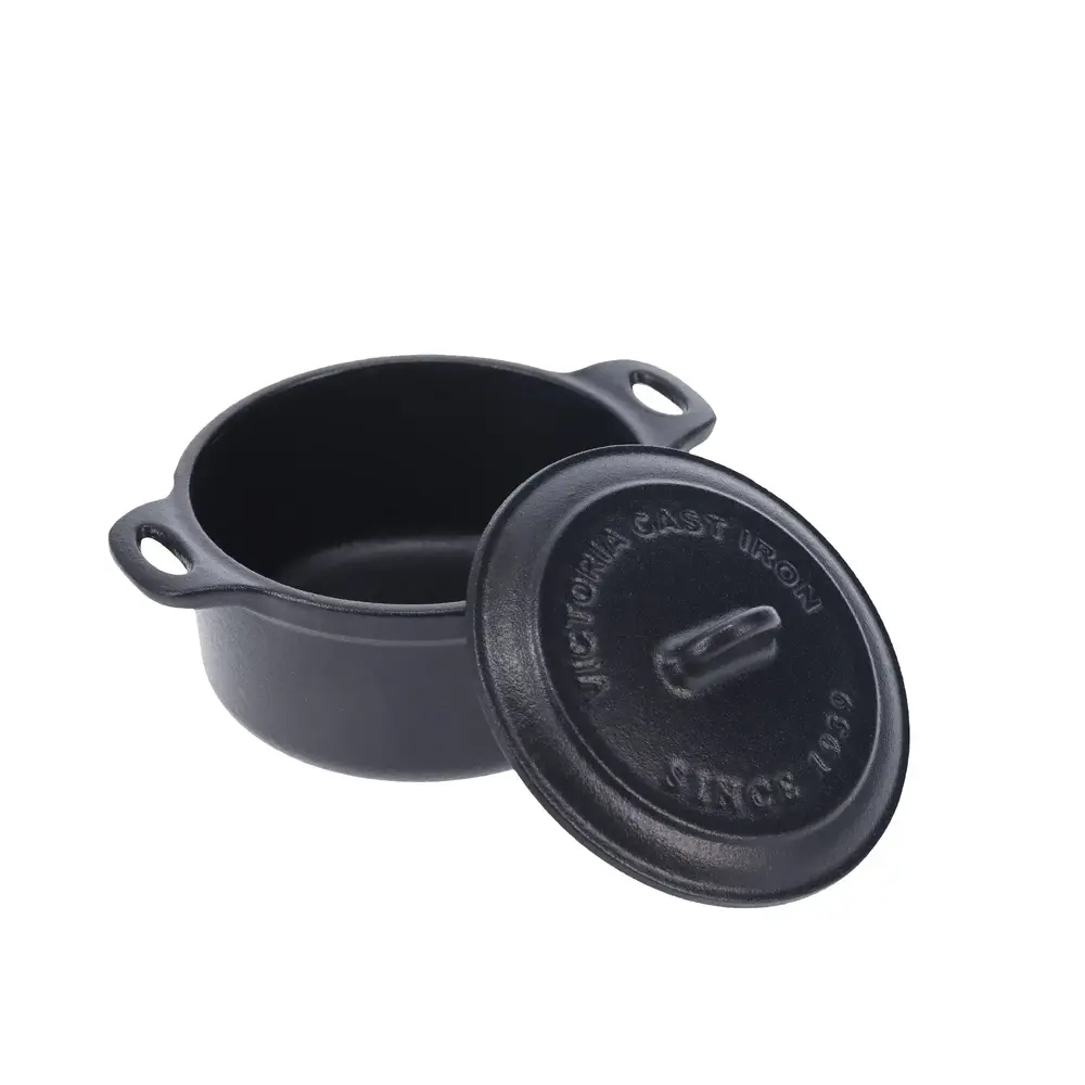 Victoria Single-serve cast iron mini cocotte for oven to table