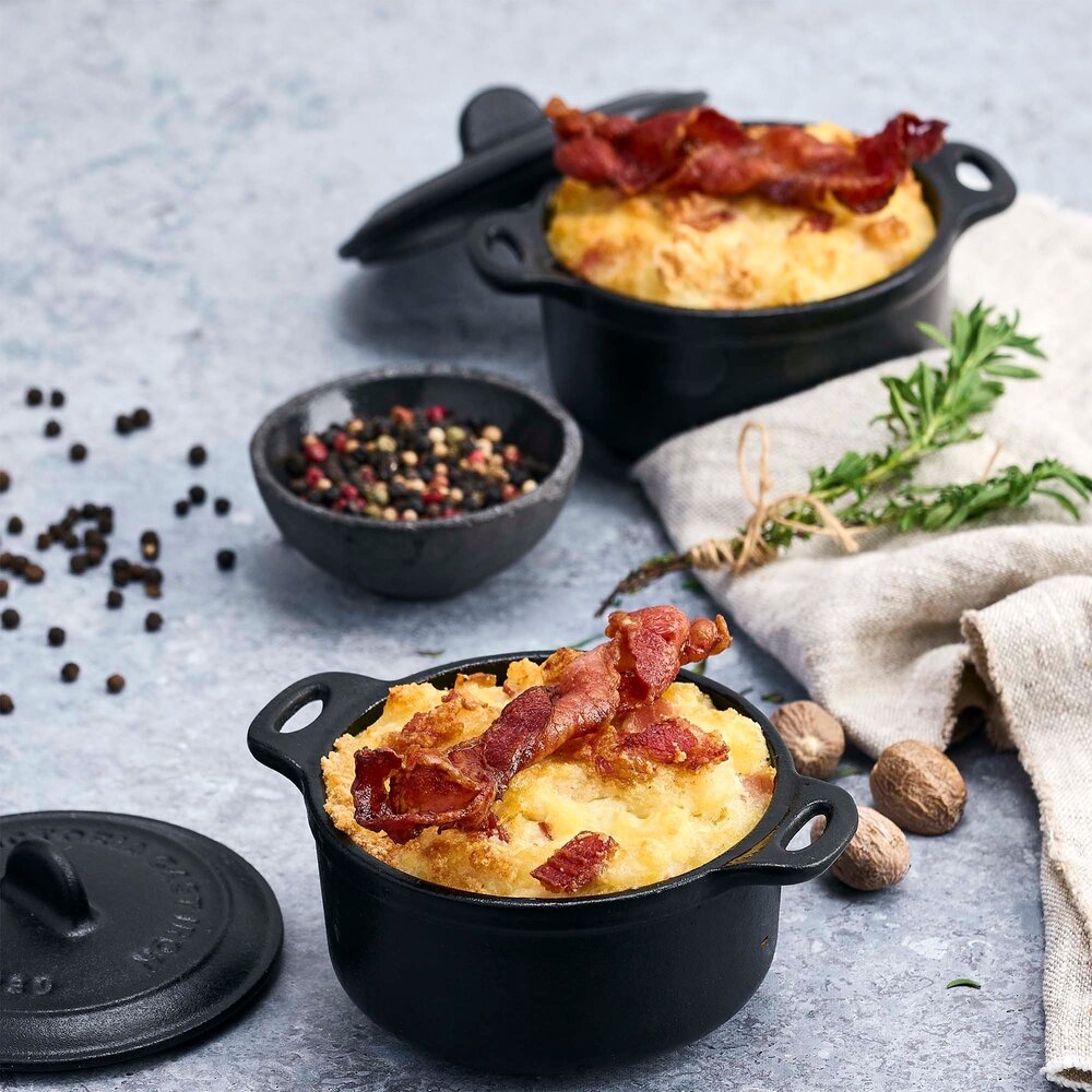 Victoria Single-serve cast iron mini cocotte for oven to table