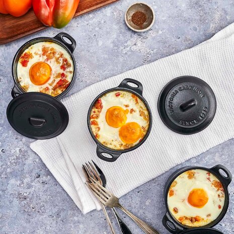 Victoria Gietijzeren mini-cocotte voor een persoon, van oven tot tafel