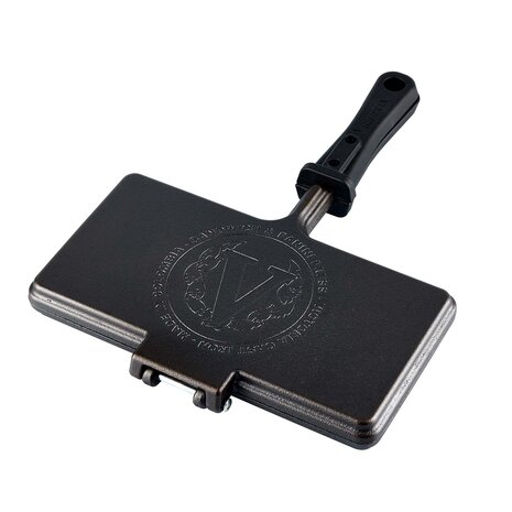 Victoria Cast iron panini and sandwich press with dimpled surface and heat-resistant handle