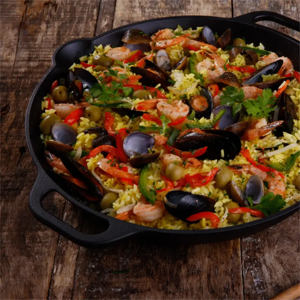 Victoria Enameled cast iron skillet with loop handles, 33 cm