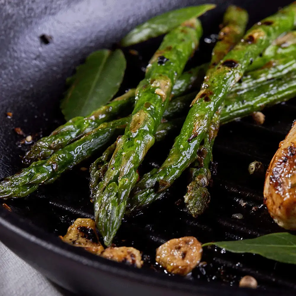 Victoria Geëmailleerde gietijzeren ronde grillpan met verhoogde ribbels en dubbele lushandvatten