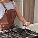 Victoria Cast iron skillet with a long handle and dual pour spouts, 20 cm
