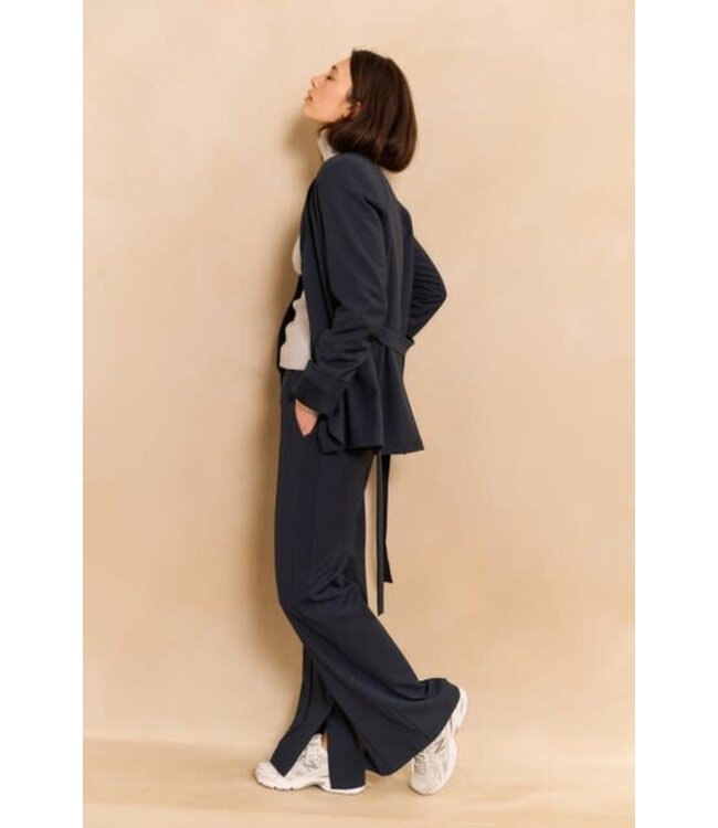 YAYA Wide leg trousers with decorative seams and slit - COLLEGIATE BLUE
