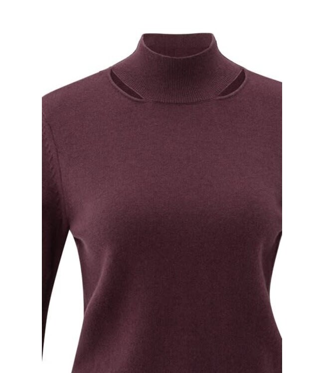 YAYA Fine knit sweater with mock neck and cut-out neckline - FUDGE PURPLE