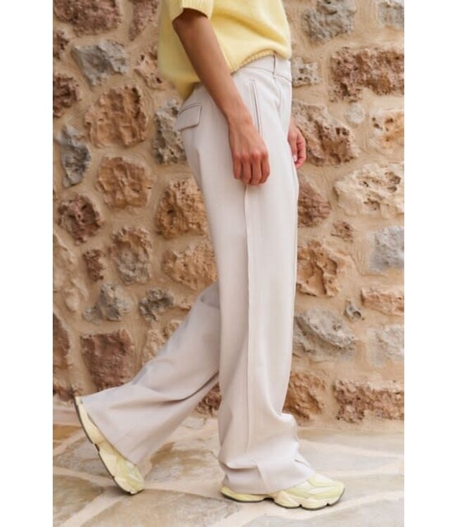 YAYA Woven trousers with wide legs and stitched details - KIT BEIGE