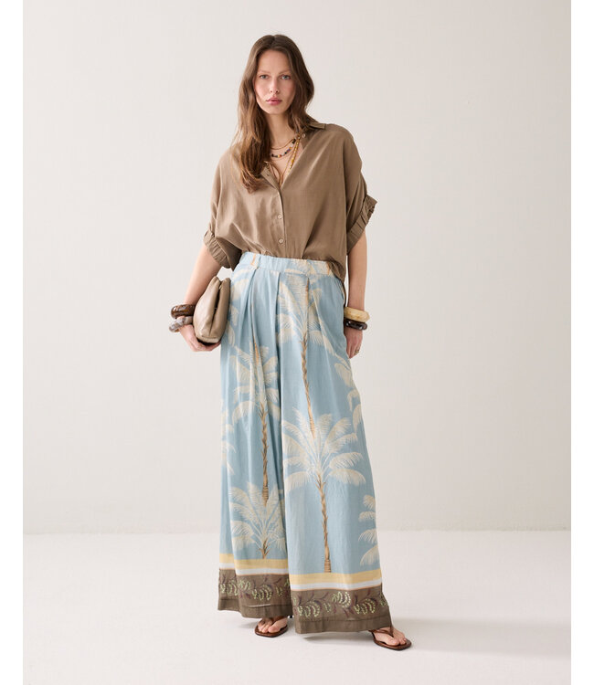 Summum Woman Trousers Palmtree print single border