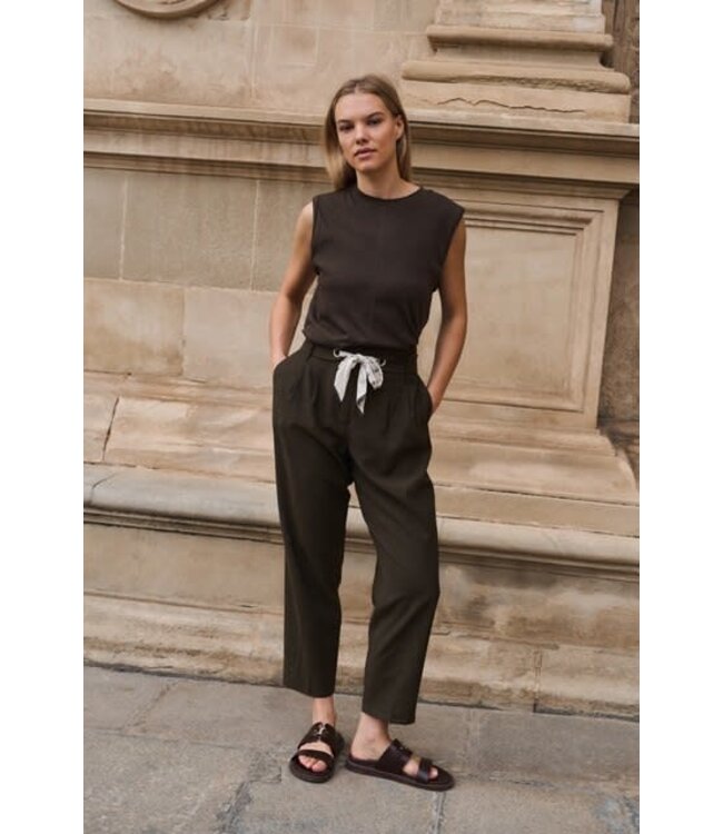 YAYA High-waist trousers with straight legs and scarf belt - DELICIOSO BROWN