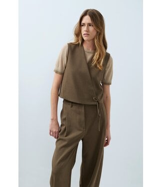 YAYA Woven barel leg trousers with pleaths - TEAK BROWN YAYA Woven barel leg trousers with pleaths - TEAK BROWN