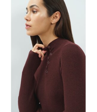 YAYA Turtle rib fitted sweater with botton detail - BITTER CHOCOLATE RED