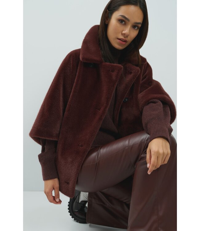 YAYA Oversized reversible faux fur sleeveless jacket - BITTER CHOCOLATE RED