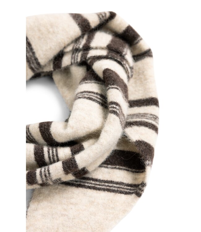 YAYA Soft knitted scarf with self fringes - LIGHT BEIGE DESSIN